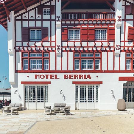 Hotel Berria Hasparren Esterno foto